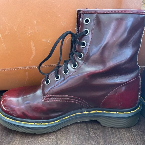 Dr. Martens Cherry Red 1460 Vegan Patent Leather Chelsea Boots Size 6 - Picture 5 of 14
